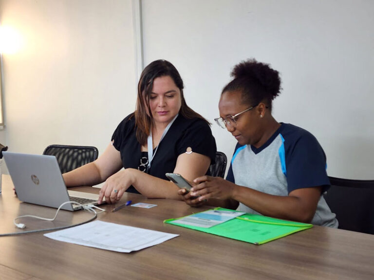 Participants in the immigration regularization, February 2022