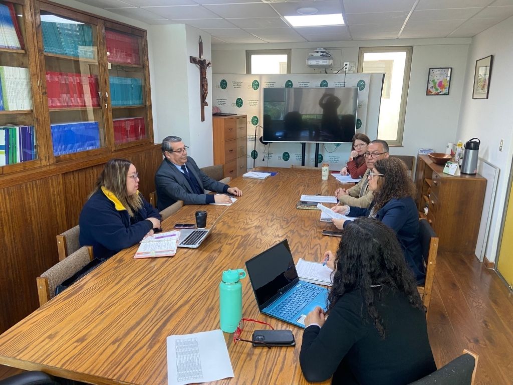 Maule reunión con Fundación CRATE